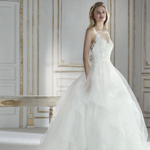 La Sposa by Pronovias Wedding Dress Priego